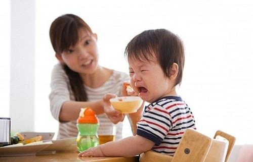 Giải pháp giúp bé ăn cơm hiệu quả
