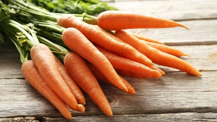 Cà rốt giàu vitamin A giúp sáng mắt, giảm khô mắt