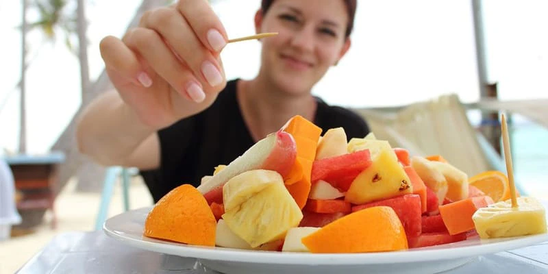 cách ăn trái cây đúng cho người bị thận ứ nước