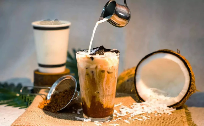 Ly cafe cốt dừa béo ngậy, thơm ngon, chuẩn vị Việt Nam