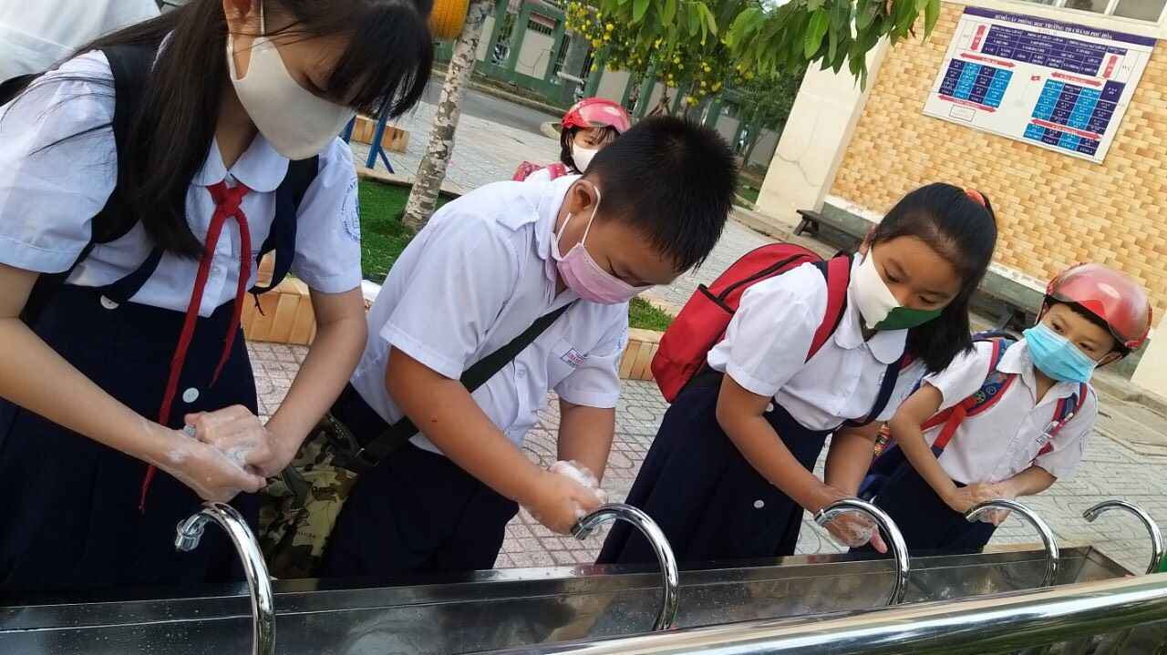 Phòng bệnh đường tiêu hóa mùa hè cho học sinh