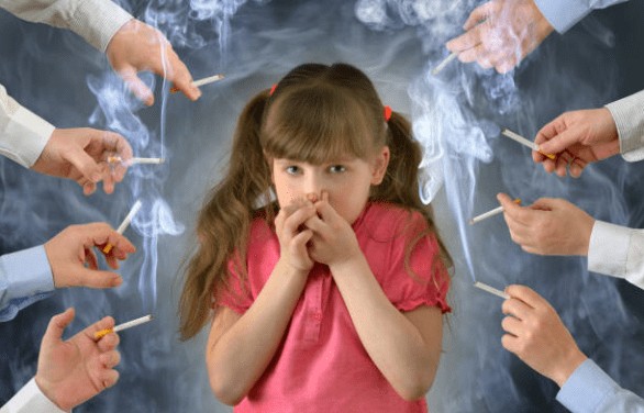 Khói thuốc lá gây hại cho sức khỏe trẻ em