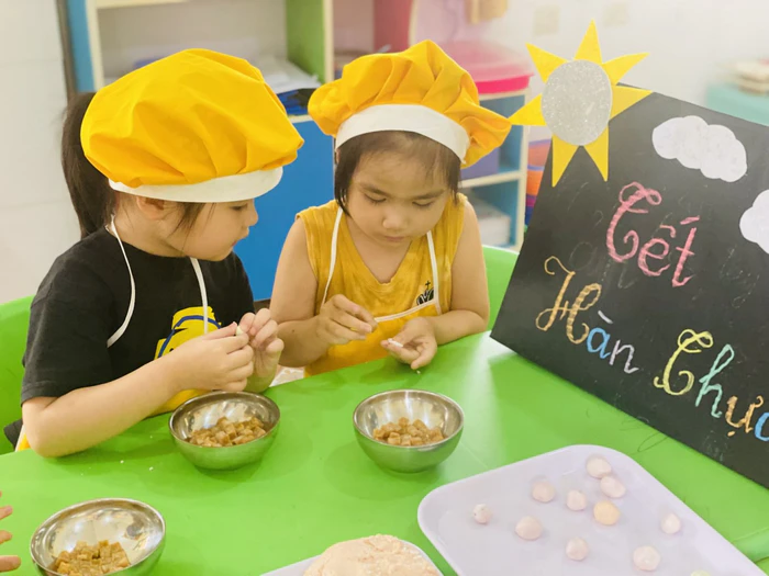 Ý nghĩa văn hóa của hoạt động làm bánh trôi trong Tết Hàn Thực